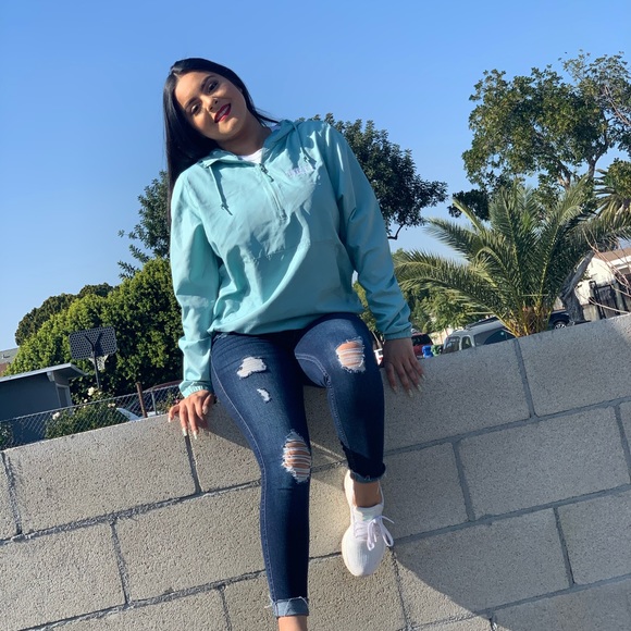 Meet your Posher, Lizette - Picture 1 of 1